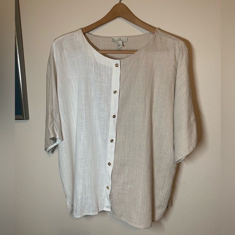 Halston Two Tone Linen Blend Top​​​​​